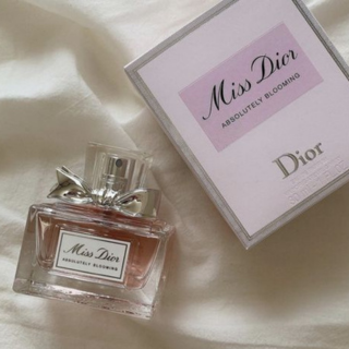 MISS DIOR